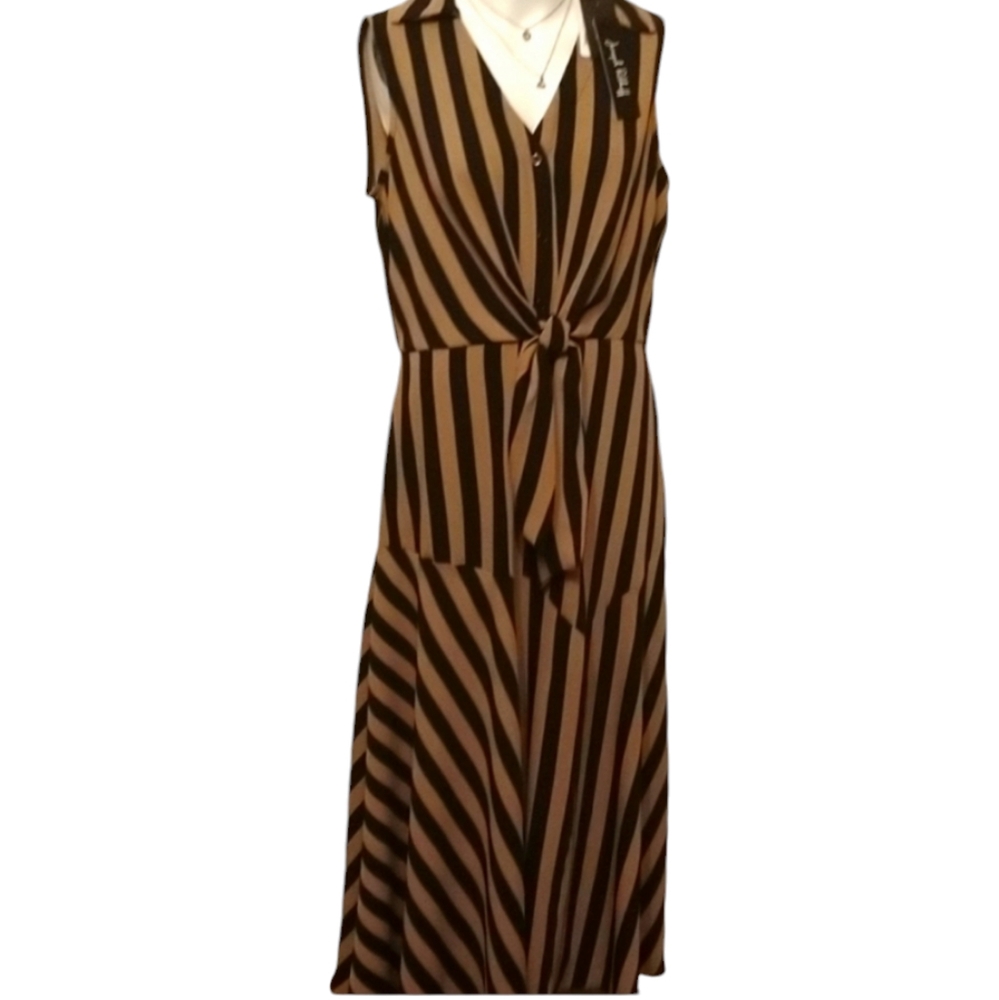 Original Joseph Ribkoff NWT flowy flattering and stylish sz 8 dress